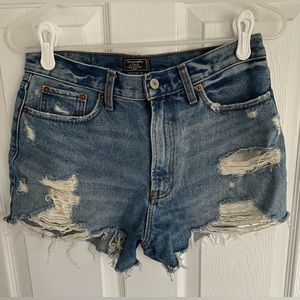 Abercrombie and Fitch High Rise Denim Shorts. Size 28 (6).